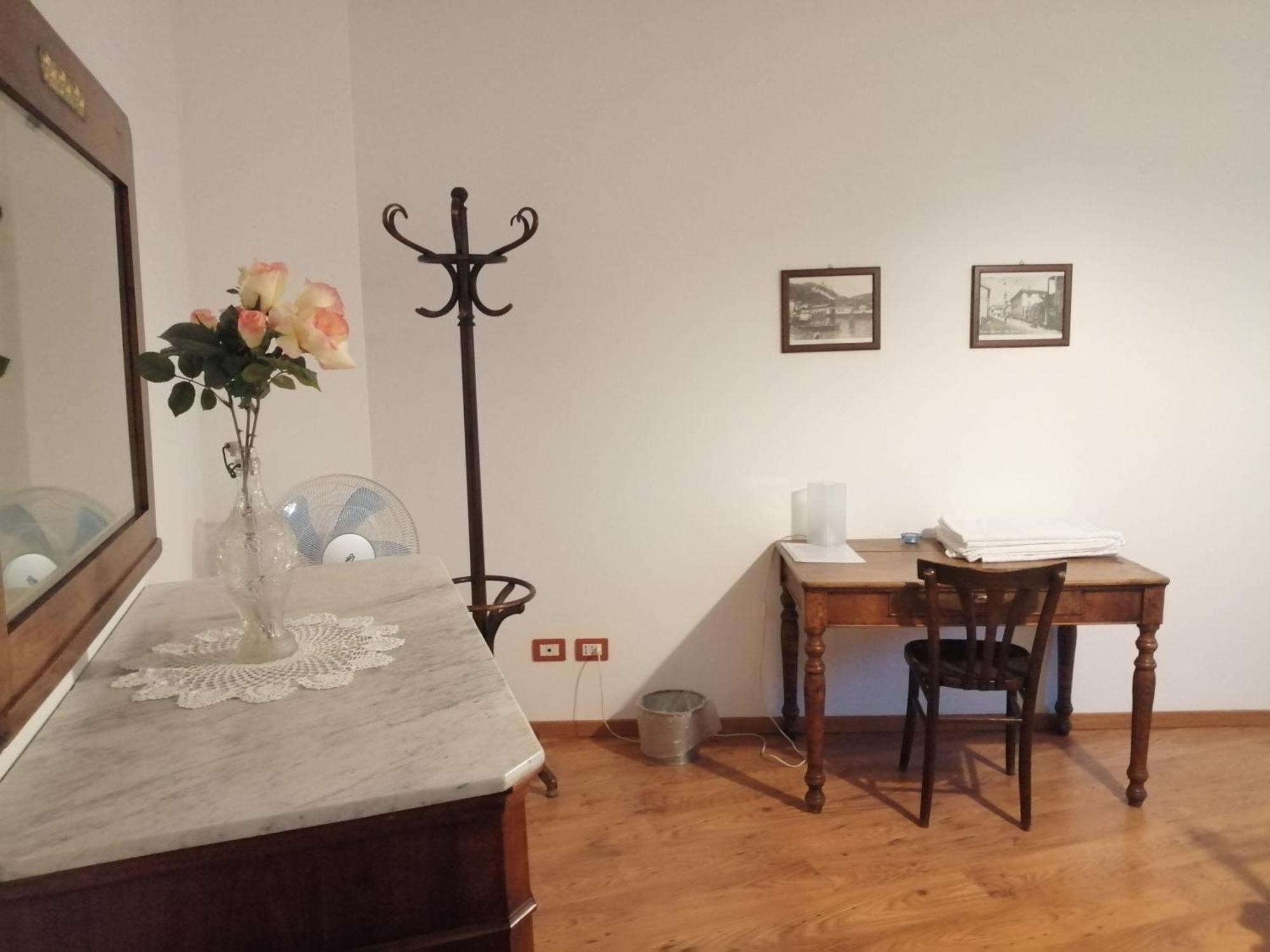 B&B Leon D'Oro Pusiano Екстер'єр фото