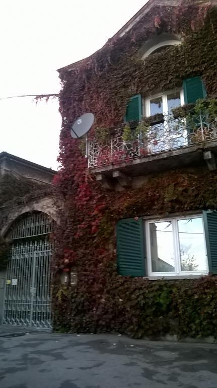B&B Leon D'Oro Pusiano Екстер'єр фото