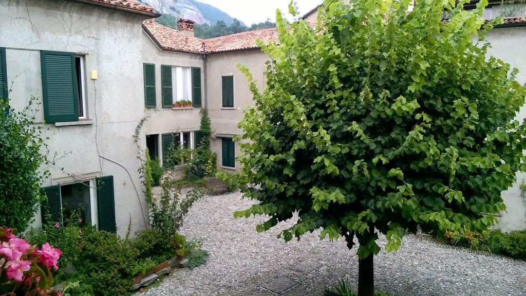B&B Leon D'Oro Pusiano Екстер'єр фото