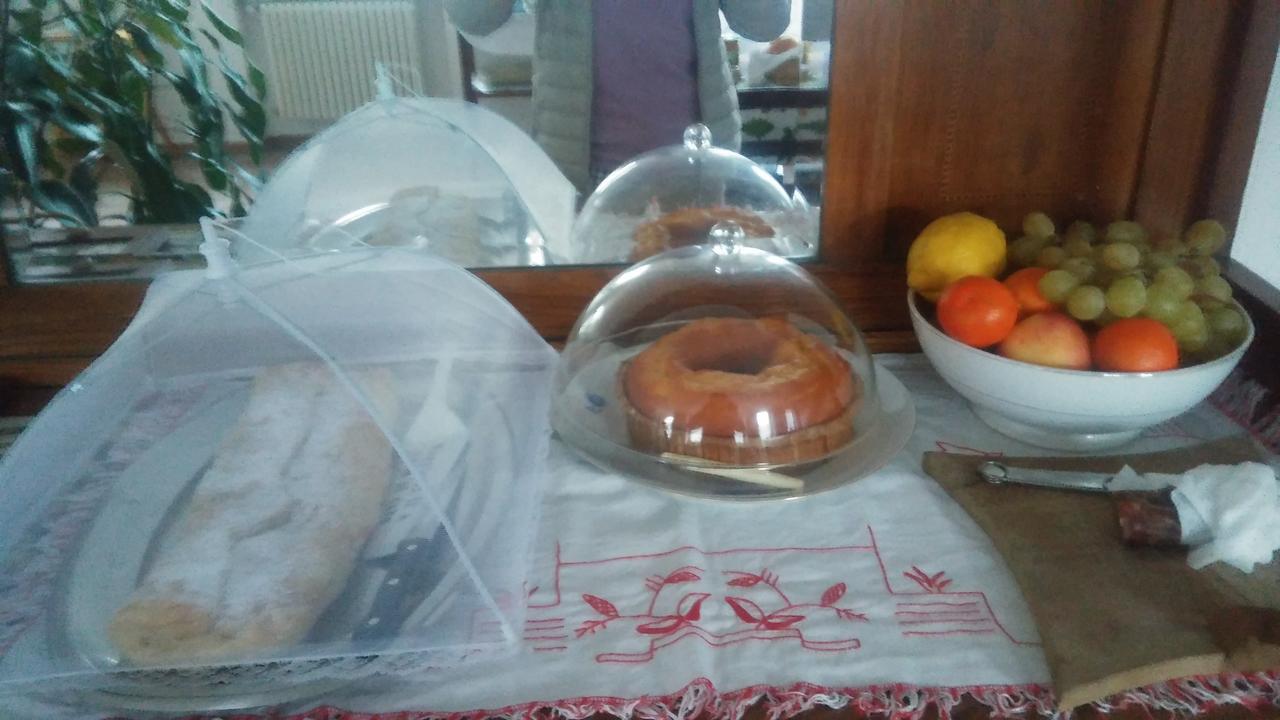 B&B Leon D'Oro Pusiano Екстер'єр фото
