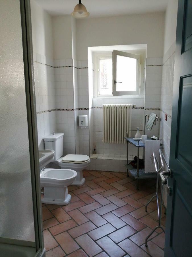 B&B Leon D'Oro Pusiano Екстер'єр фото